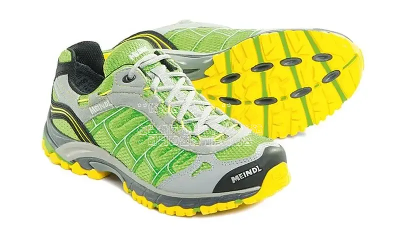 米兰全站登录入口汉得信息**优化后的标题：**

在竖条运动鞋上得分：舒适
、时尚和性能的完美结合