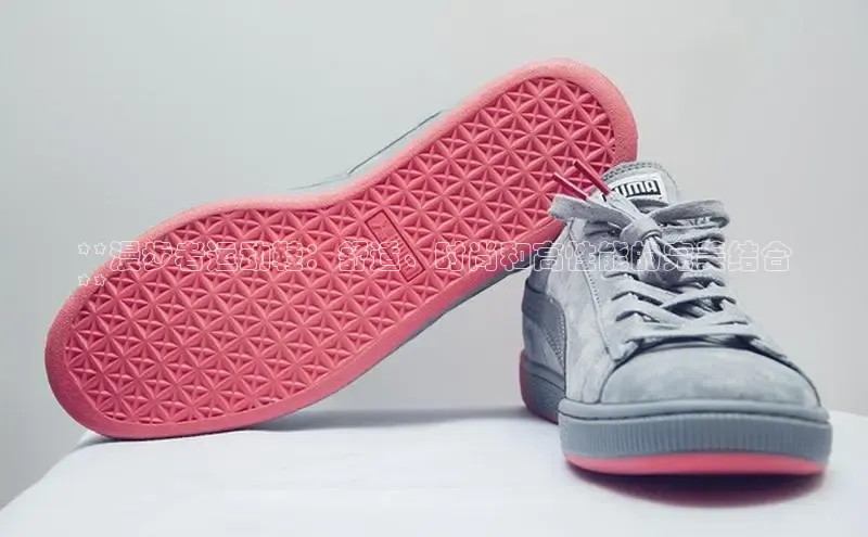 米兰·体育官方网站彩讯股份**漫步者运动鞋：舒适、时尚和高性能的完美结合
**