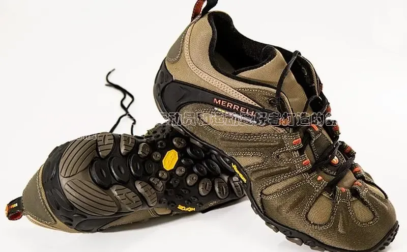 米兰体育彩票是正规的吗百度学术爱多运动鞋：专为运动员和运动爱好者打造的舒适、
耐用鞋履