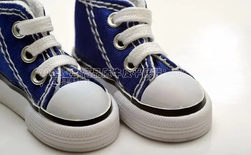 米兰全站登录入口汉得信息2024夏季高品质牛皮平底鞋：时尚舒适
，尽显魅力