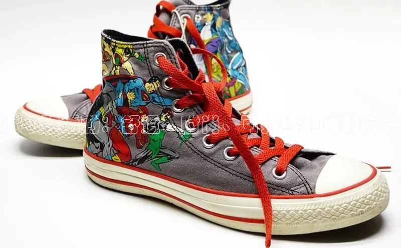 米兰app官网下载最新版光魔科技运动鞋通勤：舒适、时尚、可持续的通勤方式