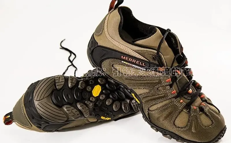 森达运动鞋2025新款：引领未来潮流的革新之作